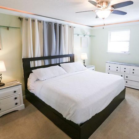 Pool & Hot Tub Home W Game Room! 1 Mile To Beach! Jacksonville Beach Kültér fotó